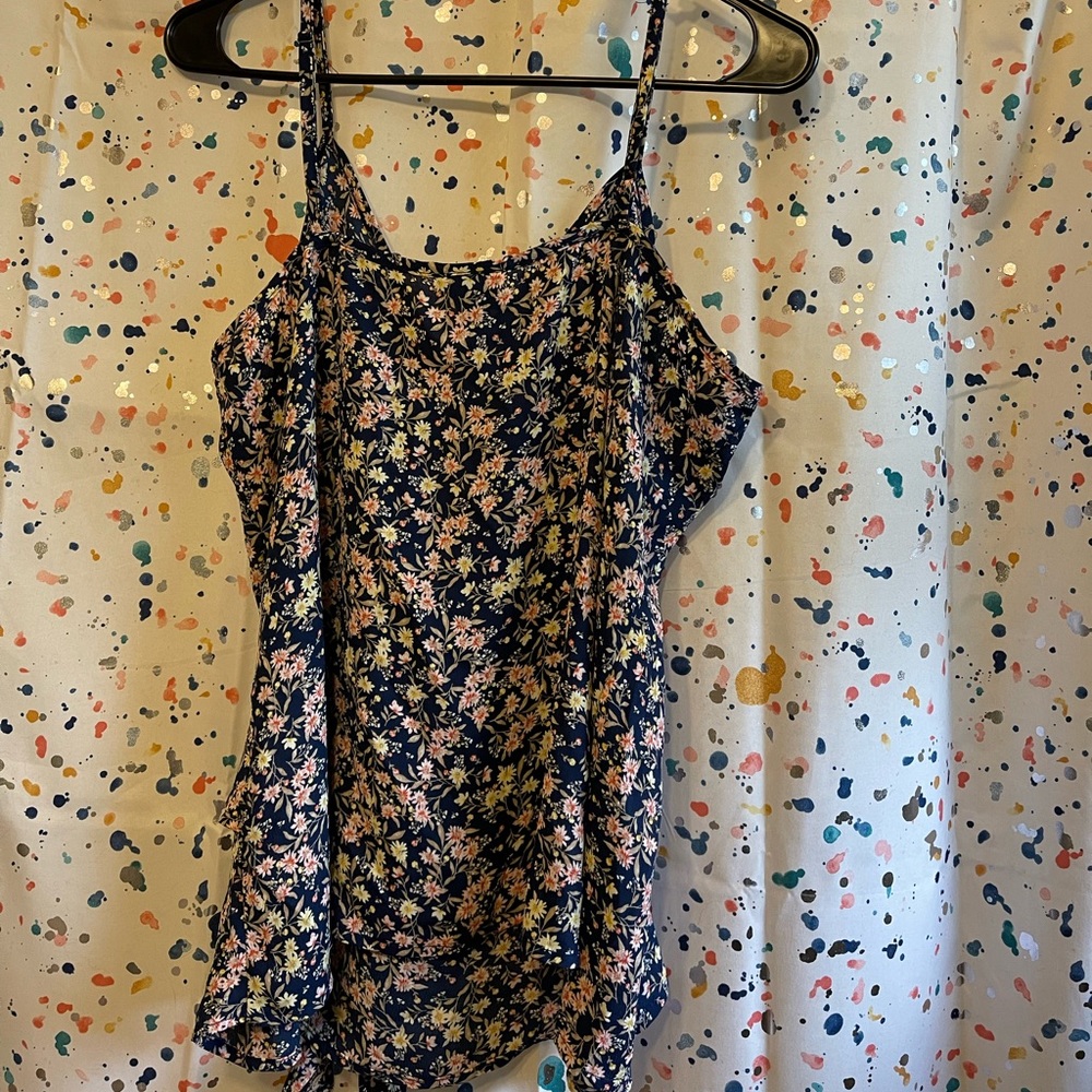 NWOT Daytrip floral print tank - Picture 4 of 4